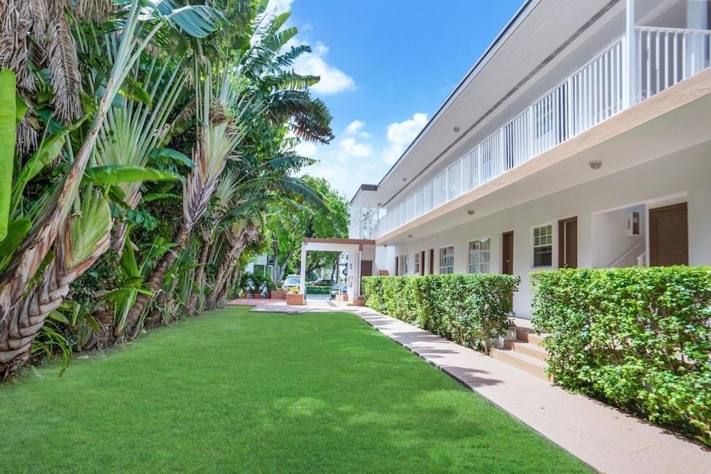 Amazing 5 - Bed Apartments Perfect For A Large Family Bal Harbour Εξωτερικό φωτογραφία